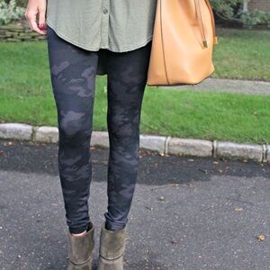 SPANX Small camo leggings